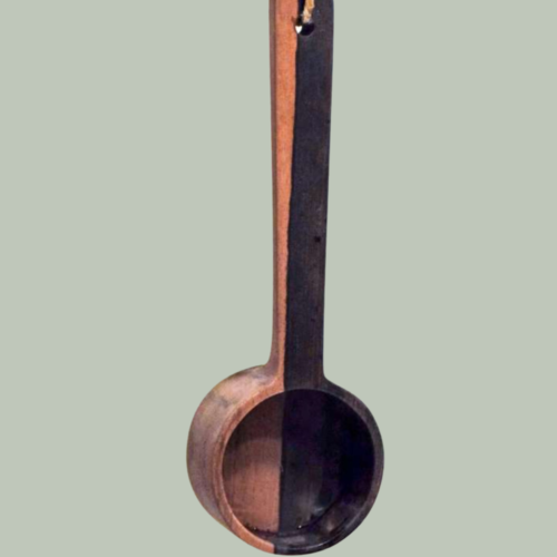 doseur en bois ébène ESSOU